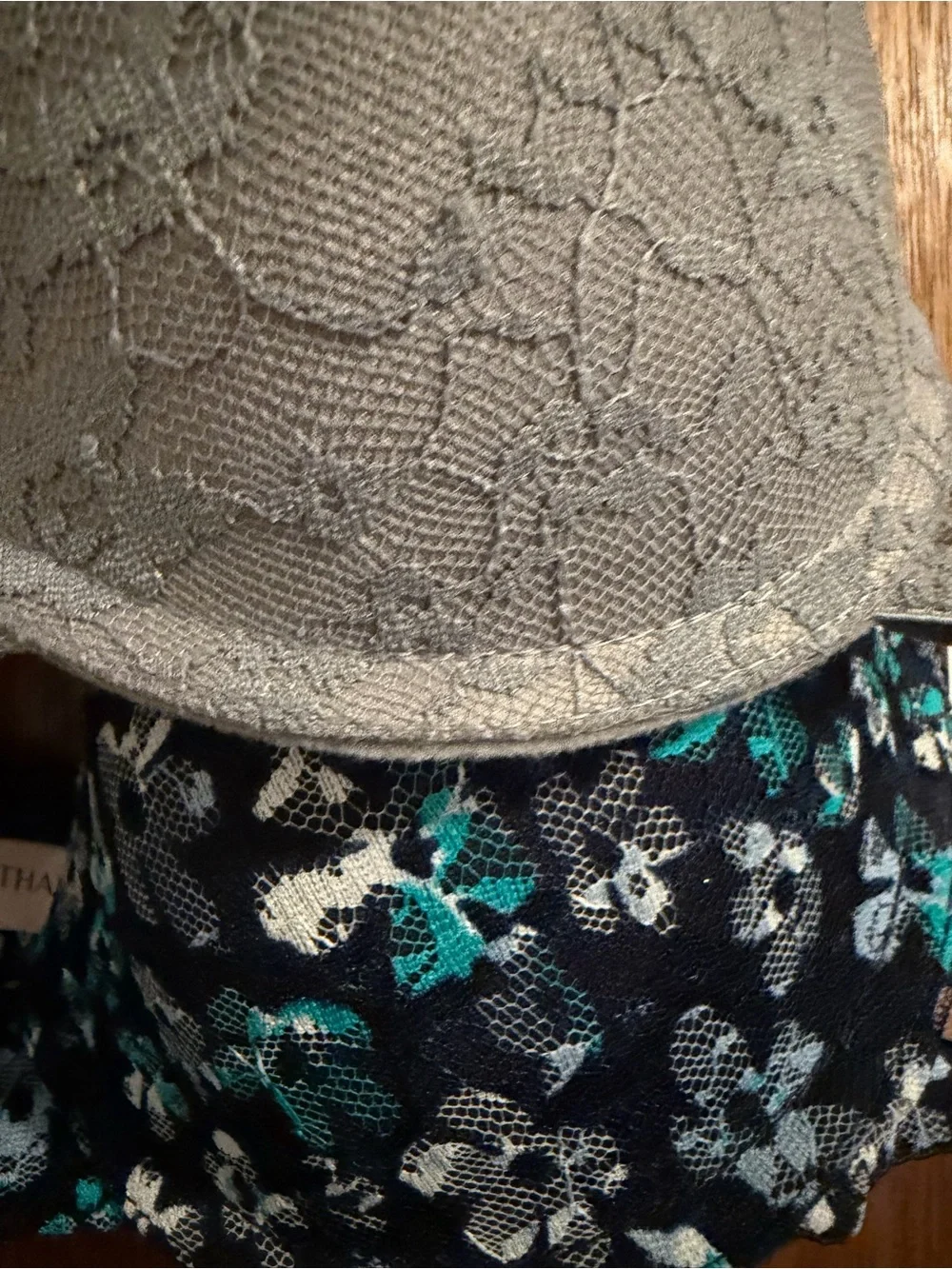 Thalia Sodi Gray Lace-Overlay T-Shirt Bra with Floral Band